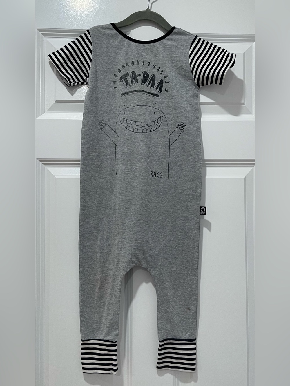 Rags to Raches Ta-Daa romper 3/4